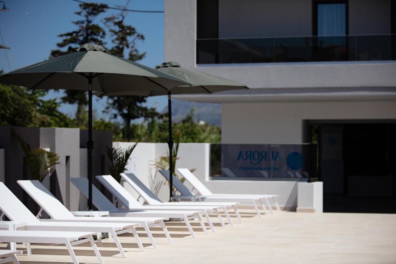 Aurora Suites מלון *